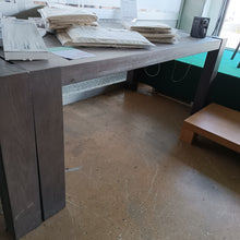 Laden Sie das Bild in den Galerie-Viewer, Tisch Ausstellungstisch Nr.27