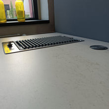 Laden Sie das Bild in den Galerie-Viewer, DUKIN Außenküche Cookout inkl. Spühlbecken und Einbaugrill Smeg -Grill 59-