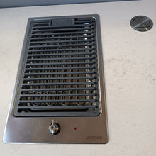 Laden Sie das Bild in den Galerie-Viewer, DUKIN Außenküche Cookout inkl. Spühlbecken und Einbaugrill Smeg -Grill 59-