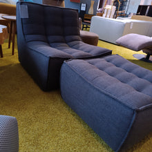 Laden Sie das Bild in den Galerie-Viewer, Sessel und Hocker Dunkelgrau