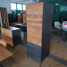 Laden Sie das Bild in den Galerie-Viewer, Wandschrank Fusion