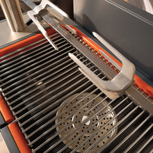 Laden Sie das Bild in den Galerie-Viewer, EVERDURE - HUB -Grill 5-