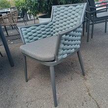 Laden Sie das Bild in den Galerie-Viewer, Diningsessel Leon Blau-Meliert