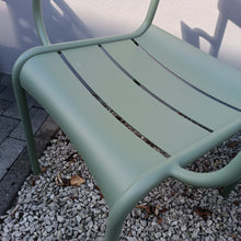 Laden Sie das Bild in den Galerie-Viewer, EINZELSTUHL FERMOB Bridge Luxembourg STUHL1