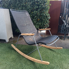 Laden Sie das Bild in den Galerie-Viewer, HOUE Click Schaukelstuhl