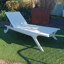 Laden Sie das Bild in den Galerie-Viewer, Vondom Africa | Sonnenliege