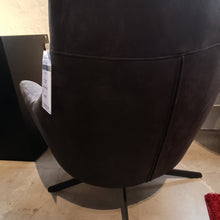 Laden Sie das Bild in den Galerie-Viewer, XLVancouver Sessel"