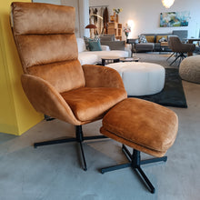 Laden Sie das Bild in den Galerie-Viewer, XLSessel mit Hocker"