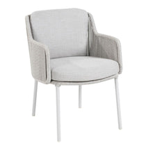 Laden Sie das Bild in den Galerie-Viewer, 4 Seasons Bernini Gartenstuhl Frozen mit 2 Kissen - EH