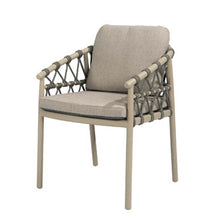 Laden Sie das Bild in den Galerie-Viewer, 4 Seasons Dining Chair Serie Piacenza