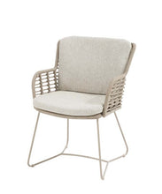 Laden Sie das Bild in den Galerie-Viewer, 4 Seasons Dining Chair Serie Fabrice
