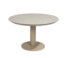 Laden Sie das Bild in den Galerie-Viewer, 4 Seasons Sarah Dining Table D:120
