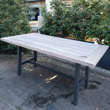 Laden Sie das Bild in den Galerie-Viewer, Bartisch Outdoor*