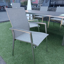 Laden Sie das Bild in den Galerie-Viewer, STERN 6er StuhlSet Mika*