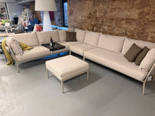 Laden Sie das Bild in den Galerie-Viewer, Stern Romy Lounge Set Aluminium greige | 5-teilig Ausstellung i Stern Lounge
