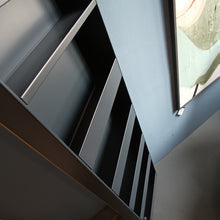 Laden Sie das Bild in den Galerie-Viewer, Schuh-Bert Barocki Schuhschrank