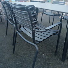 Laden Sie das Bild in den Galerie-Viewer, Tischgruppe Stern/Houe Reclips 7tlg."