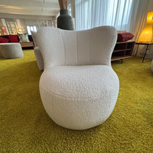 Laden Sie das Bild in den Galerie-Viewer, Freistil Sessel Teddy Stoff