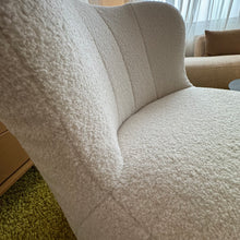 Laden Sie das Bild in den Galerie-Viewer, Freistil Sessel Teddy Stoff