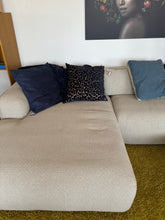 Laden Sie das Bild in den Galerie-Viewer, Eckkombination Sofa 187 von Freistil