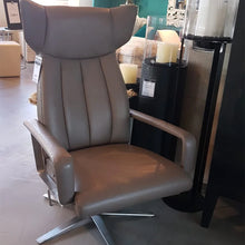 Laden Sie das Bild in den Galerie-Viewer, Funktionssessel Trons*