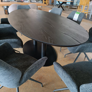 EleOval Tisch*