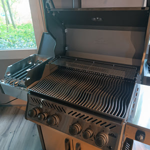 VERKAUFT! NAPOLEON - Rogue  525 SE Edelstahl -Grill 47-