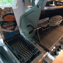 Laden Sie das Bild in den Galerie-Viewer, Grill 48 NAPOLEON - Prestige 665 Grau
