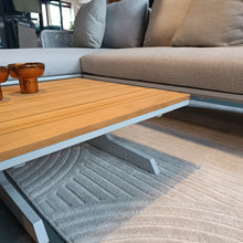 Laden Sie das Bild in den Galerie-Viewer, OUTDOOR LOUNGE 5 - Eckkombination Play+Couchtisch
