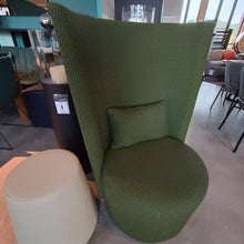 Laden Sie das Bild in den Galerie-Viewer, Bolero Sessel
