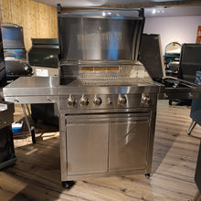 Laden Sie das Bild in den Galerie-Viewer, Grill 12 GRANDHALL- Elite  Edelstahl 4 Brenner+Seitenbrenner+Backburner
