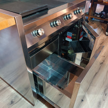 Laden Sie das Bild in den Galerie-Viewer, VERKAUFT! Grill 19 STEEL - Premium Grill Edelstahl 4 Brenner mit Ablage
