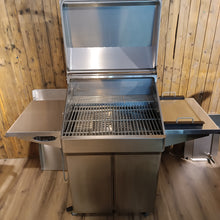 Laden Sie das Bild in den Galerie-Viewer, Grill 26  RÖSLE - Pelletgrill Memphis Pro

