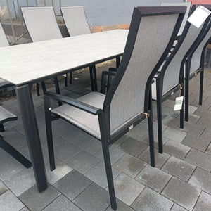 AKTIONSTISCHGRUPPE Penta/Kari 7tlg.