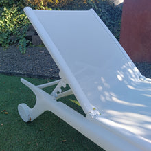 Laden Sie das Bild in den Galerie-Viewer, Vondom Africa | Sonnenliege
