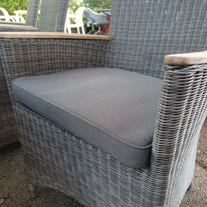 Gartengruppe ZEBRA Status Sessel 6er-Set + Teak Tisch