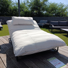 Laden Sie das Bild in den Galerie-Viewer, Hartman Emma DayBed Beige*
