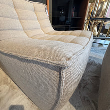 Laden Sie das Bild in den Galerie-Viewer, Sessel und Hocker Hellgrau
