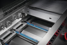 Laden Sie das Bild in den Galerie-Viewer, OASIS® 105 NAPOLEON Outdoor-Küche, Einbau 32" der Serie 700  mit SIZZLE ZONE™ Seitenbrenner
