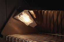 Laden Sie das Bild in den Galerie-Viewer, NAPOLEON Gasgrill Prestige PRO™ 500 RSIB - OVP 4 -
