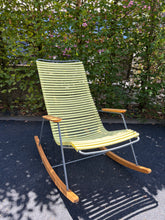 Laden Sie das Bild in den Galerie-Viewer, Houe Roomy-Lounge Chair
