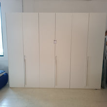 Laden Sie das Bild in den Galerie-Viewer, Kleiderschrank Mailand Sangiacomo"
