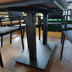 Rechteckiger Bistrotisch klappbar Runde Ecken