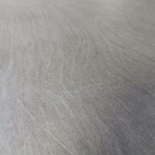 Laden Sie das Bild in den Galerie-Viewer, Bistrotisch Grey
