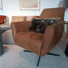 Laden Sie das Bild in den Galerie-Viewer, XL Sessel"
